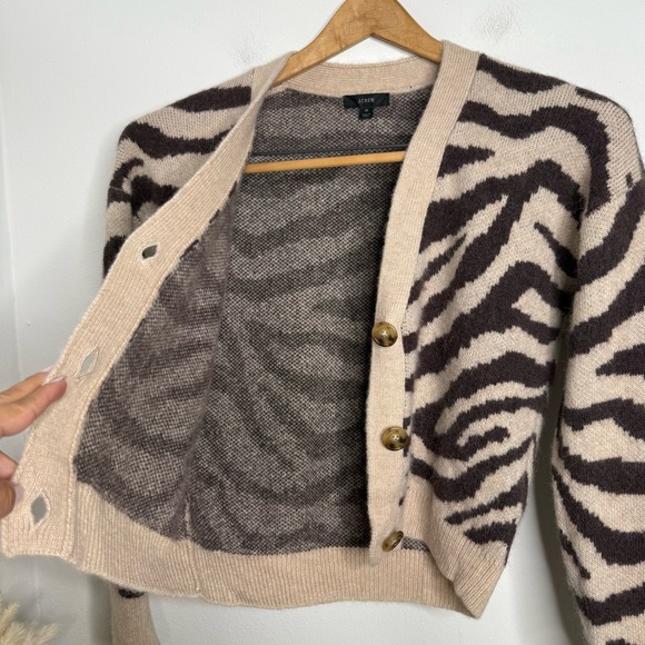 J. Crew Ribbed V-neck Wool Blend Zebra Stripe Knit Cardigan Size M Button Front - Picture 13 of 16